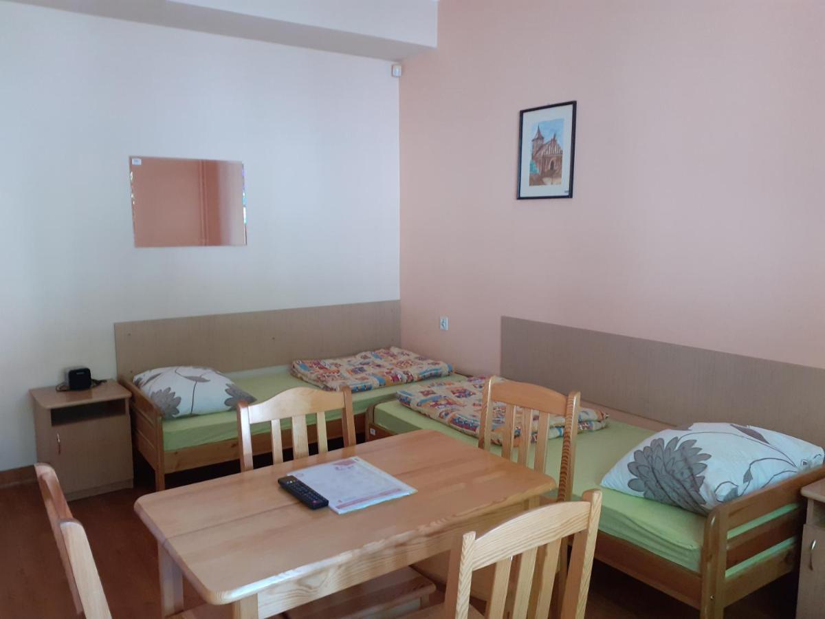 Szkolne Schronisko Mlodziezowe W Olsztynie Hostel Exterior photo